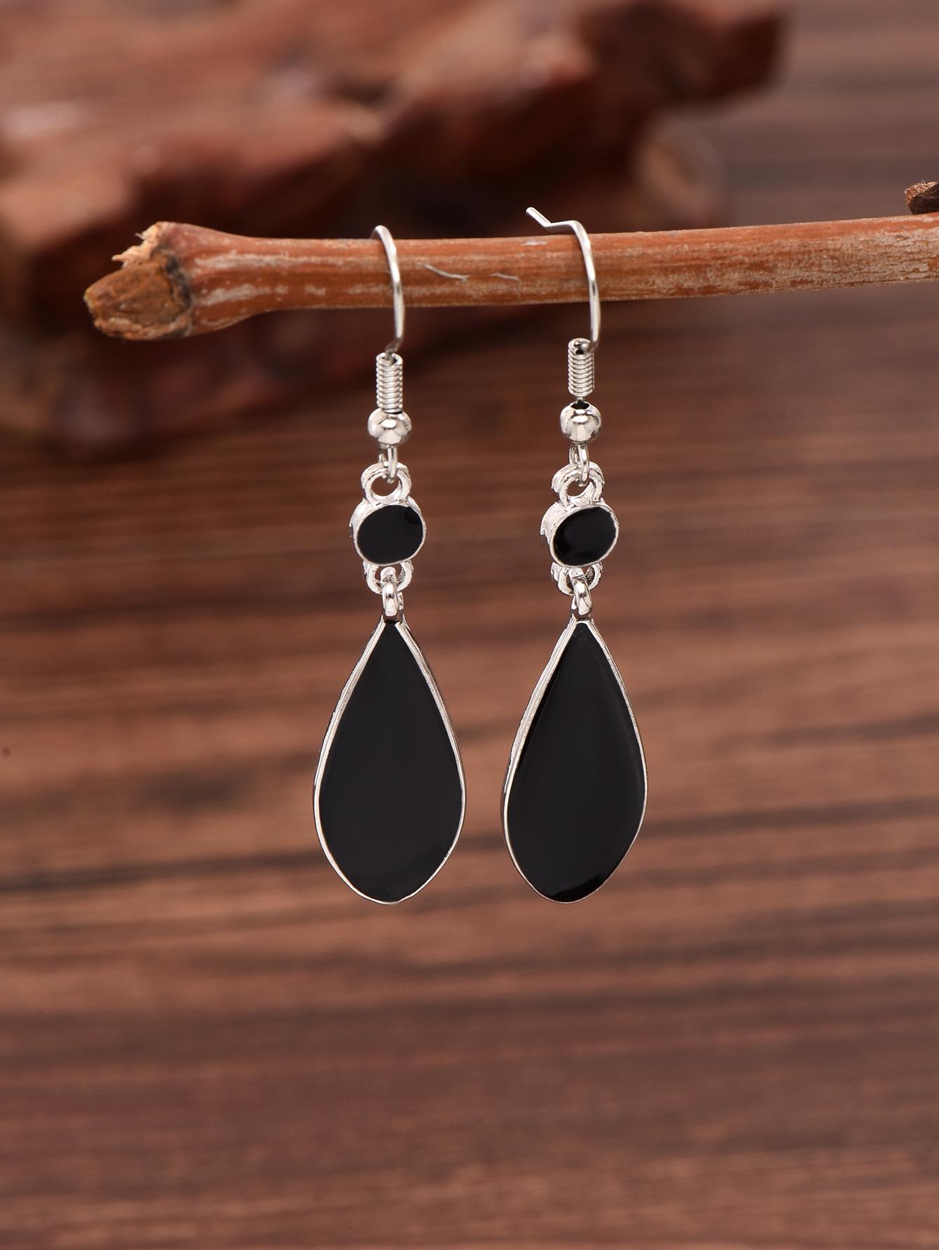 Body Jewelry And Earrings - 1 Pair Fashionable & Versatile Black