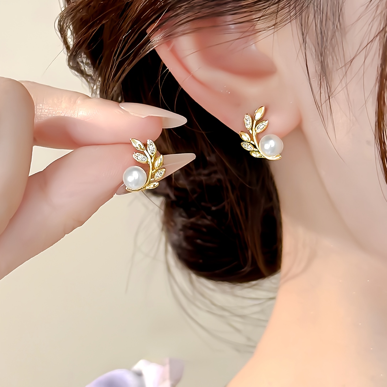 Body Jewelry And Earrings - [NEW] 1 Pair, Leaf-Shaped Bead Tree