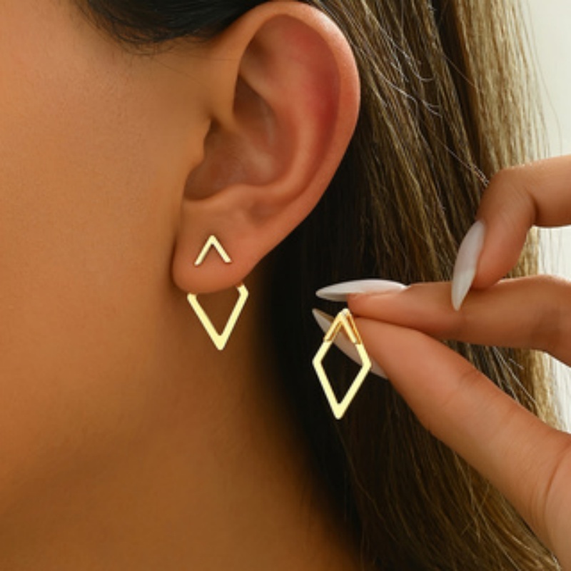 1 Pair Geometric Triangle Stud - Body Jewelry And Earrings incelemesi ve fiyatı
